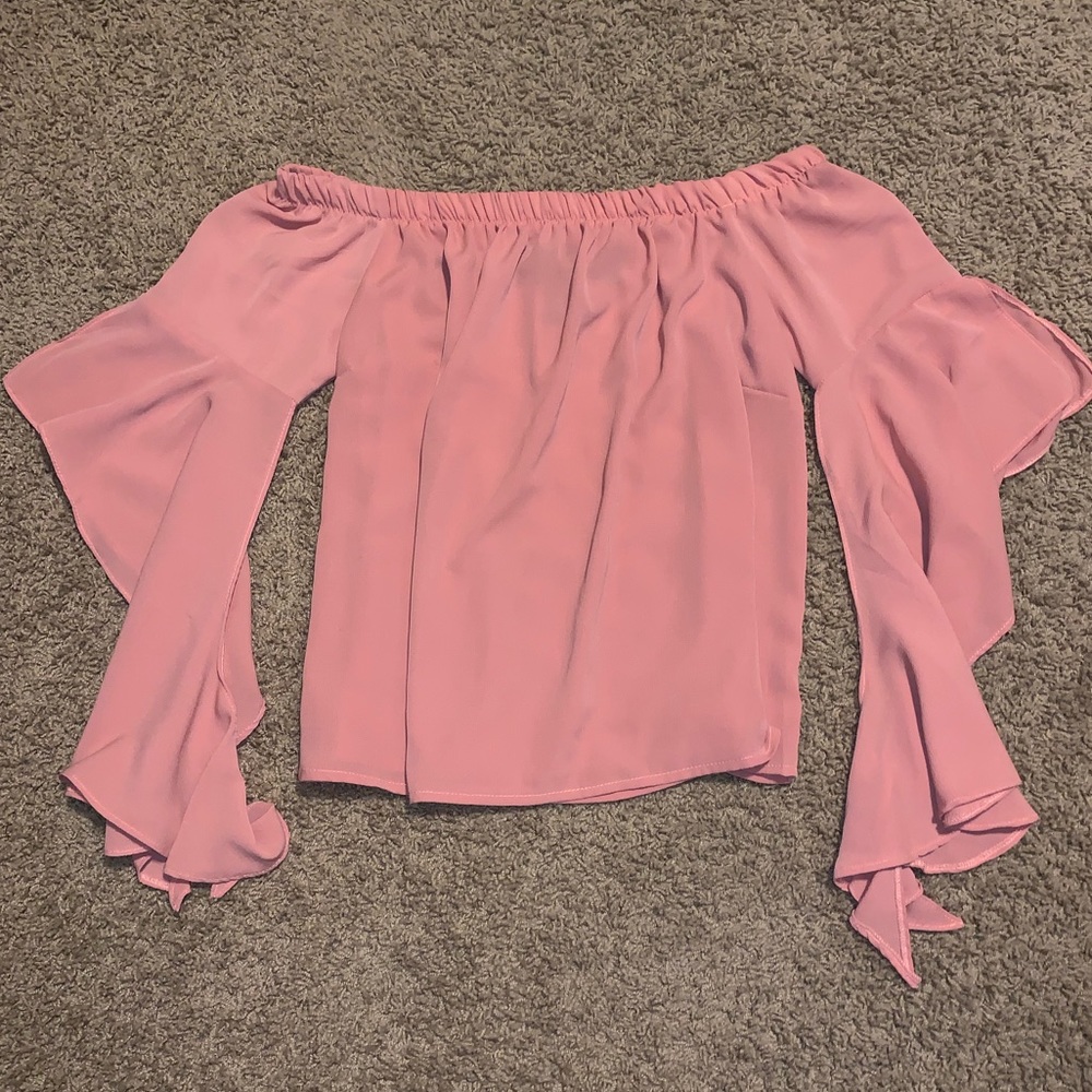 Off the shoulder ruffled sleeve top